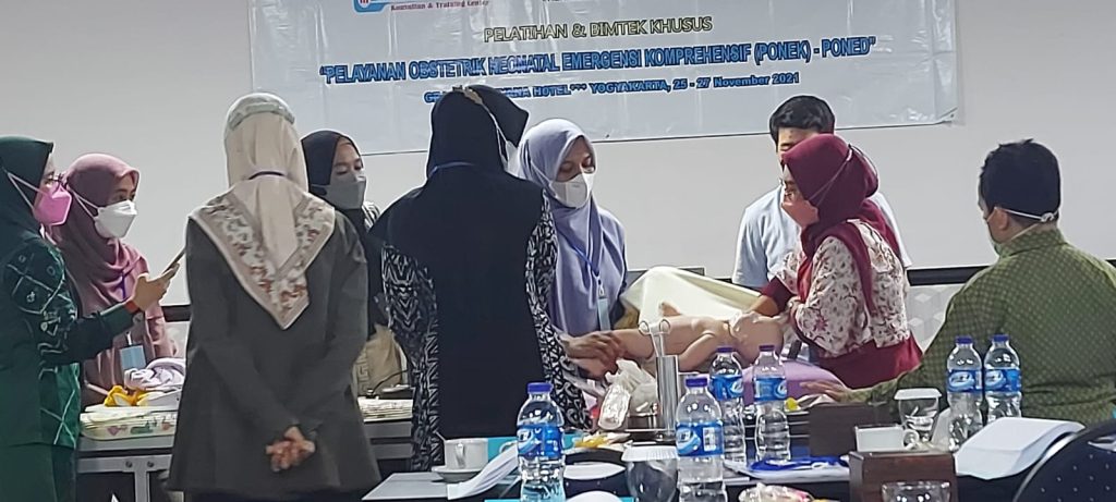 Gambar Pelatihan Pelayanan PONEK